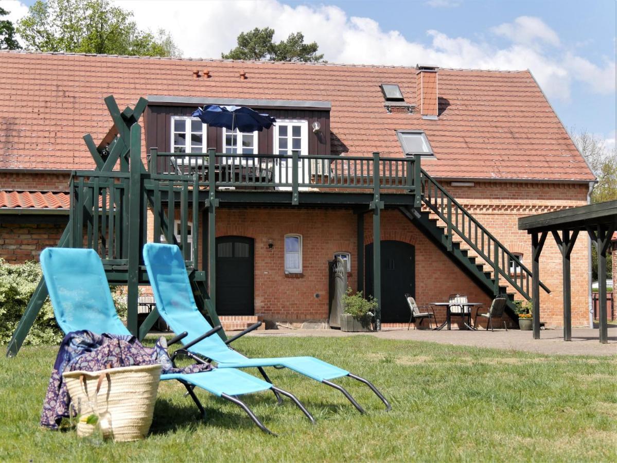 Lindenhof, Wohnung 1, Giebel Vipperow Eksteriør billede